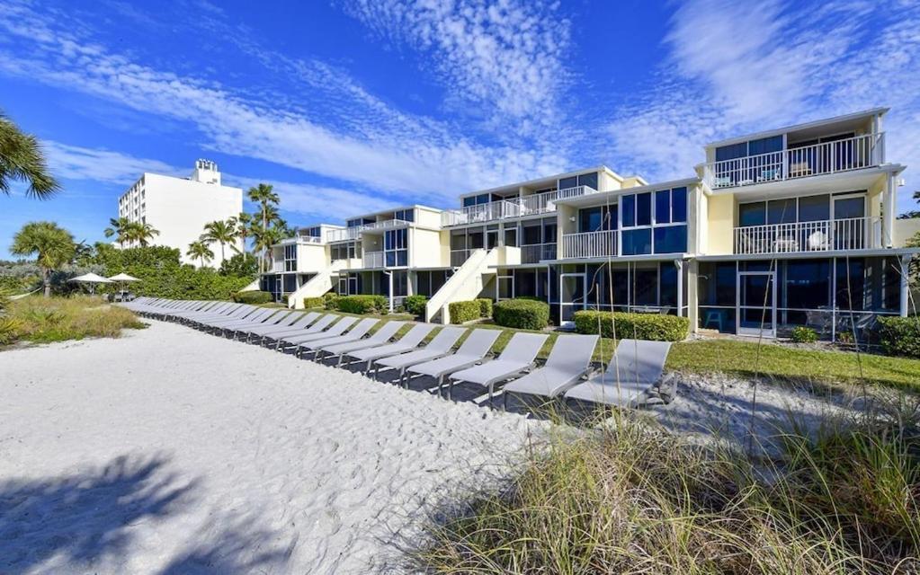 Laplaya 201C Breathtaking Gulf Panorama From This Corner End Unit With A Private Stairway To The Beach Longboat Key Exterior foto